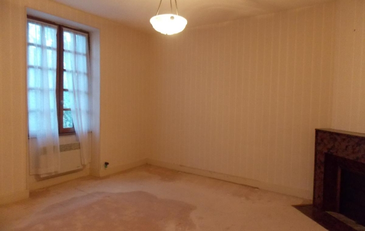 Maison LE MAS-D'ARTIGE (23100)  145 m2 95 000 € 