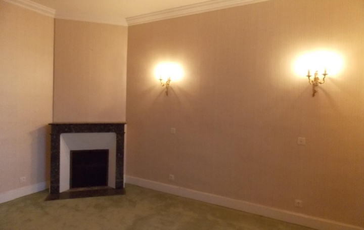 Maison LE MAS-D'ARTIGE (23100)  145 m2 95 000 € 