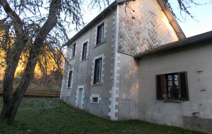 Maison LE MAS-D'ARTIGE (23100)  145 m2 95 000 € 