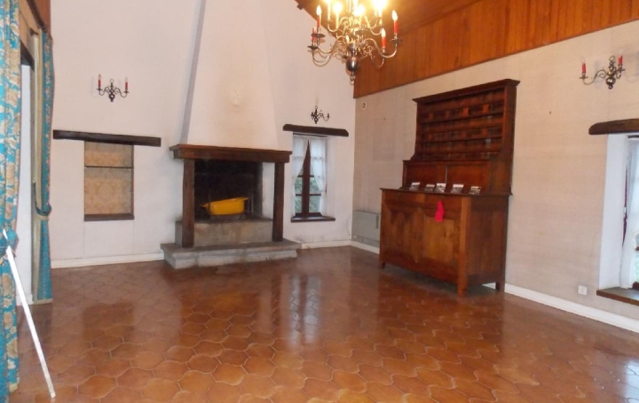Maison LE MAS-D'ARTIGE (23100)  145 m2 95 000 € 