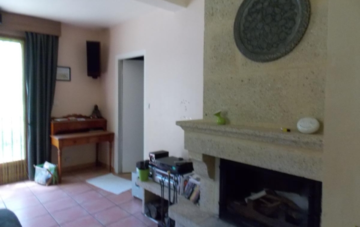 Maison CLAIRAVAUX (23500)  90 m2 82 500 € 