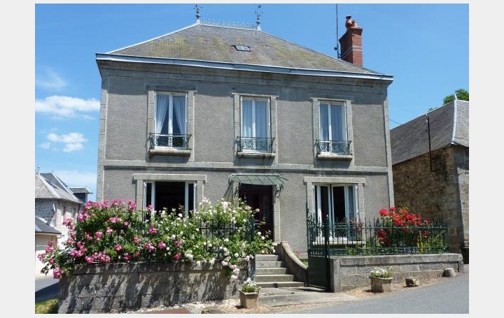 Réseau Immo-diffusion : Maison  MAGNAT-L'ETRANGE  160 m2 126 000 € 