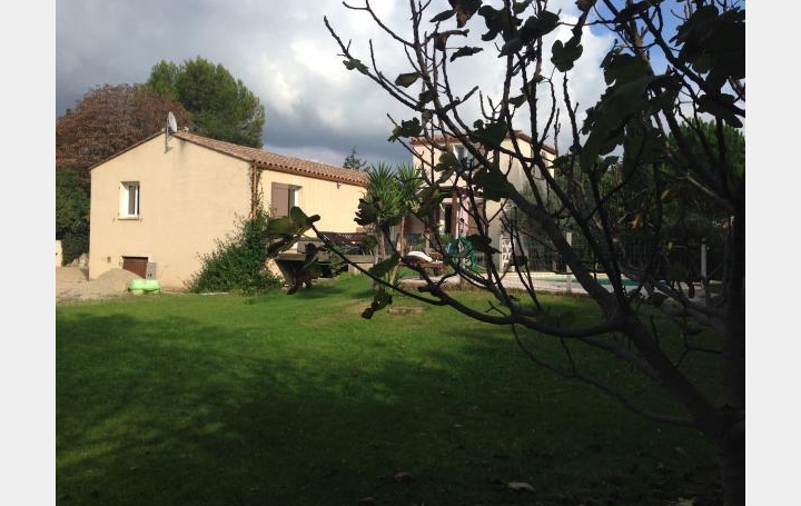 Réseau Immo-diffusion : Villa  VILLEVIEILLE  120 m2 310 000 € 