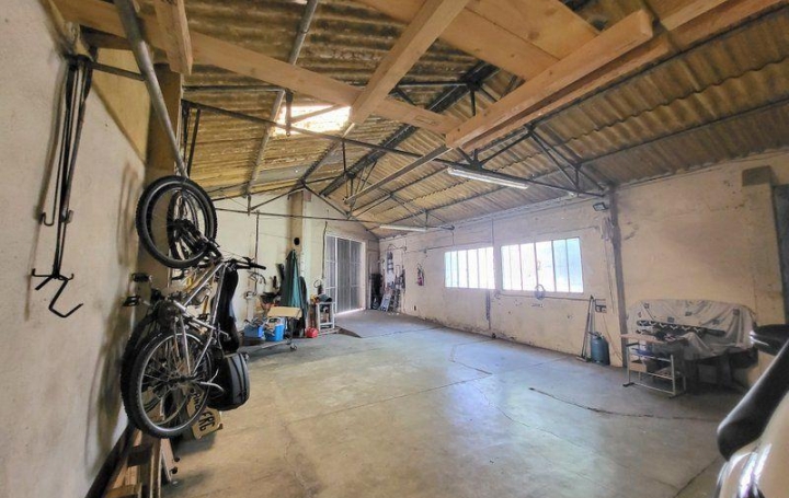 Maison SAINT-AMBROIX (30500)  162 m2 350 000 € 