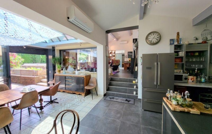 Maison LES VANS (07140)  165 m2 665 000 € 
