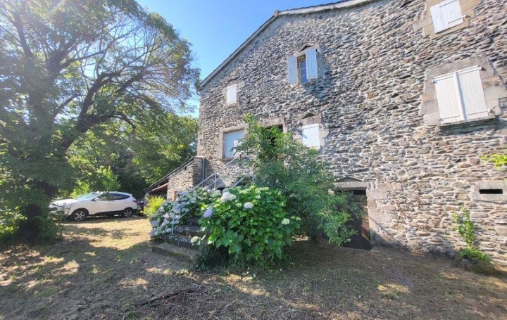 Maison LES VANS (07140)  280 m2 305 000 € 