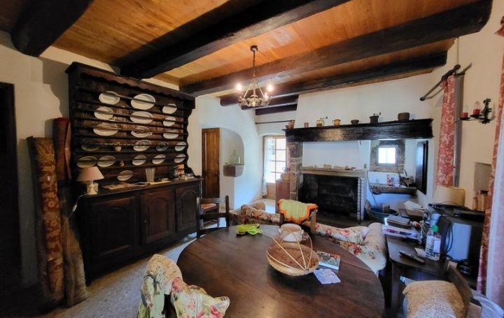 Maison LES VANS (07140)  280 m2 305 000 € 