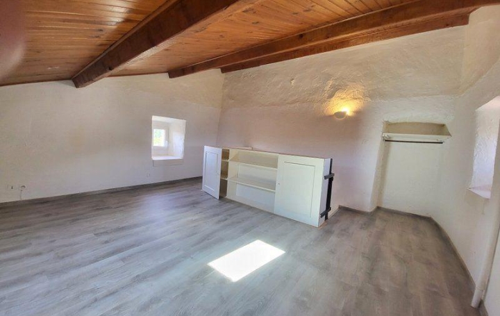 Maison LES VANS (07140)  80 m2 170 000 € 