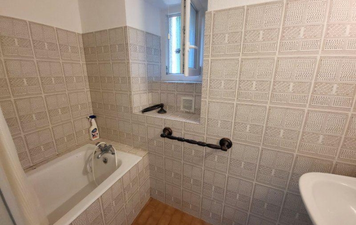 Maison LES VANS (07140)  80 m2 170 000 € 