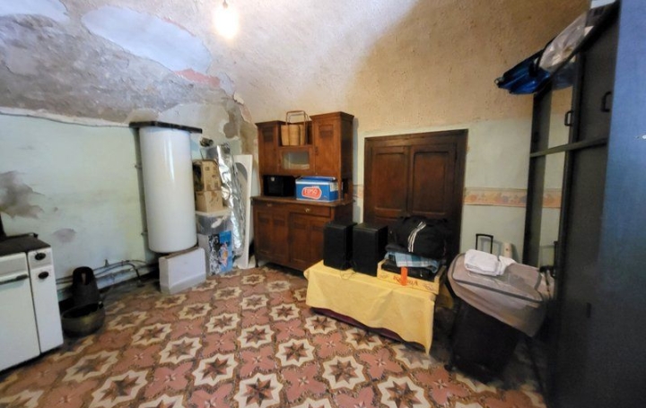 Maison BARJAC (30430)  111 m2 185 000 € 