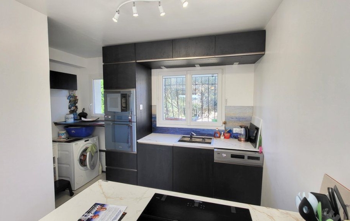 Maison LES VANS (07140)  116 m2 290 000 € 