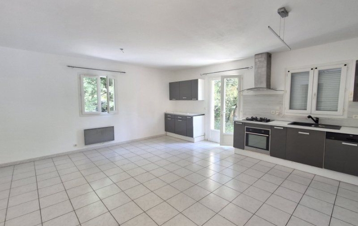 Maison LES VANS (07140)  72 m2 230 000 € 