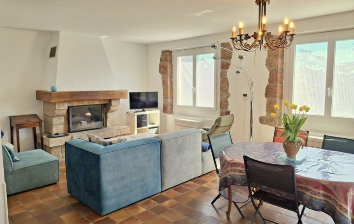 Maison LES VANS (07140)  90 m2 367 000 € 