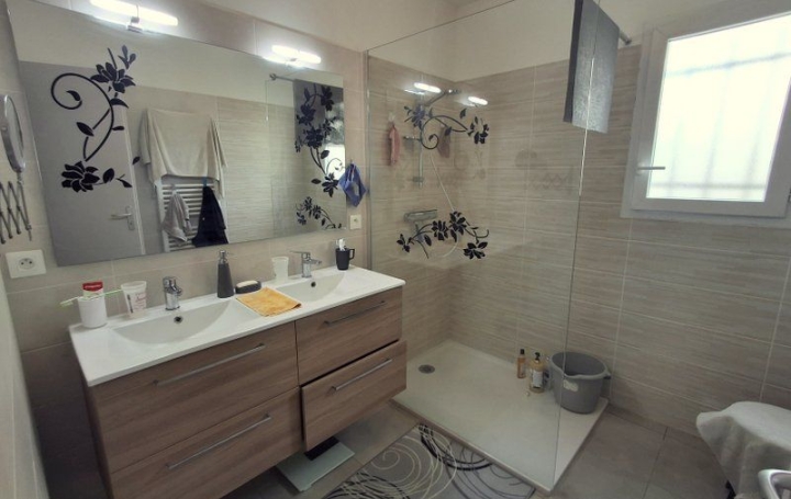 Maison SAINT-AMBROIX (30500)  90 m2 260 000 € 