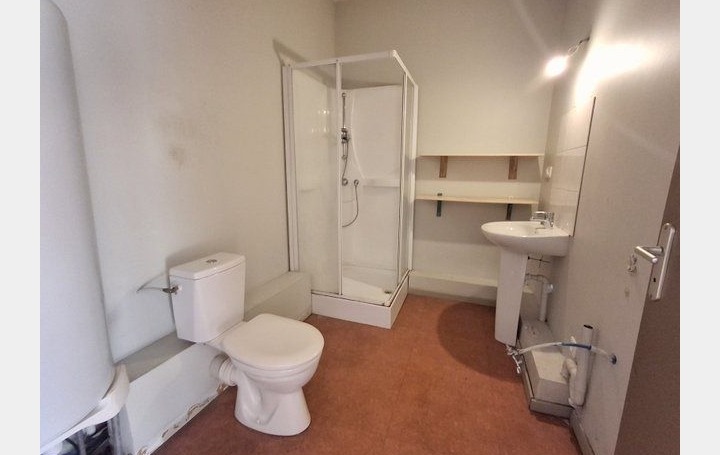 3 Pièces LES VANS (07140)  73 m2 120 000 € 