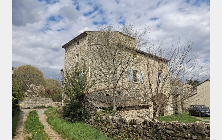 Maison LES VANS (07140)  92 m2 275 000 € 