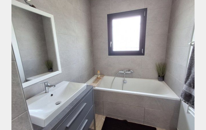 Maison LES VANS (07140)  112 m2 349 000 € 