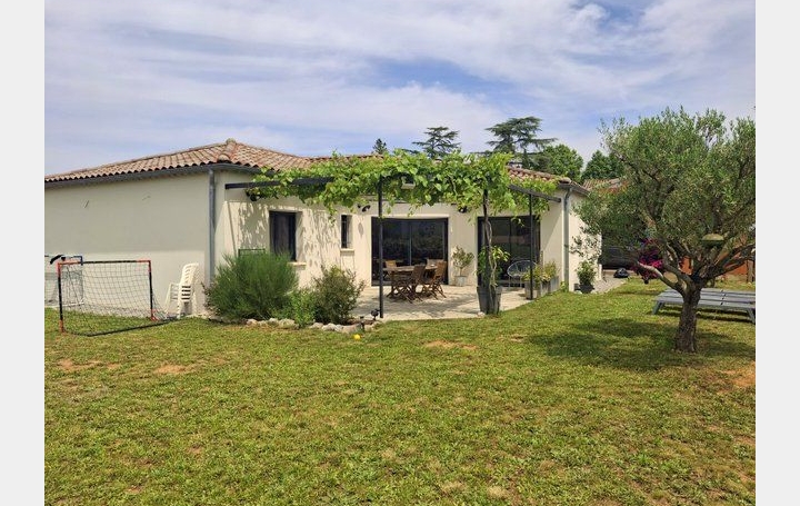 Maison RUOMS (07120)  112 m2 349 000 € 