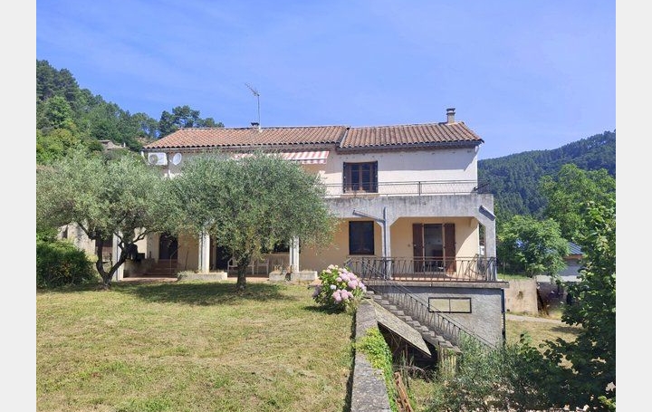 Maison SAINT-AMBROIX (30500)  197 m2 208 000 € 