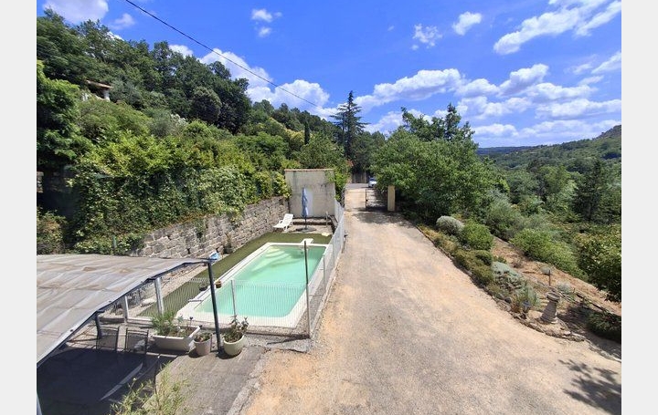 Maison LES VANS (07140)  140 m2 367 000 € 