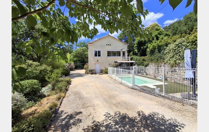Maison LES VANS (07140)  140 m2 367 000 € 