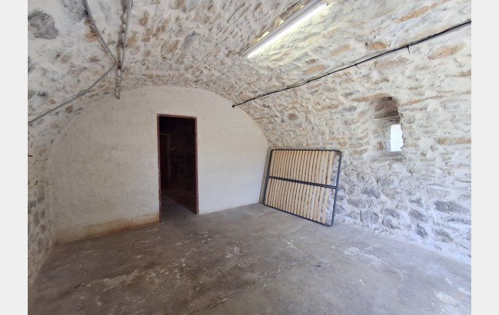 Maison RUOMS (07120)  100 m2 235 000 € 