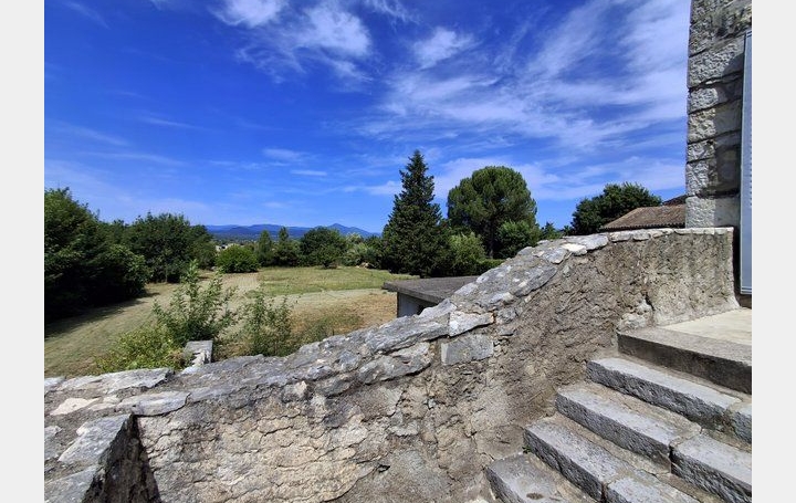 Maison RUOMS (07120)  100 m2 235 000 € 