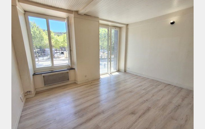 1 Pièce LES VANS (07140)  29 m2 77 000 € 