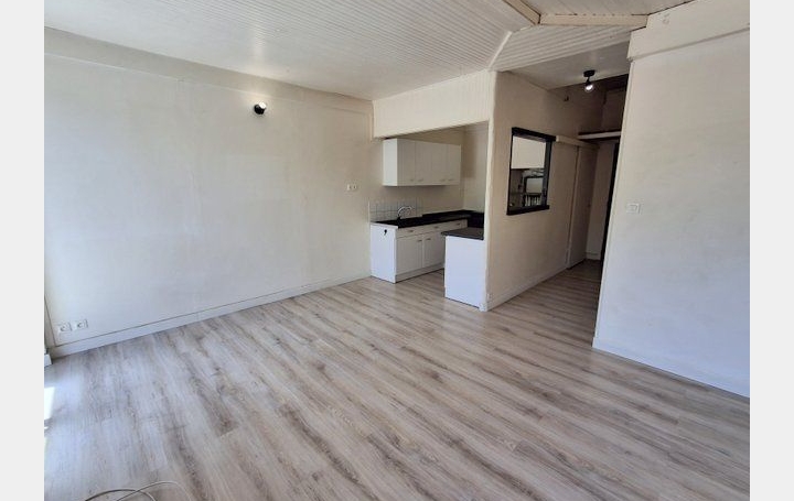 Appartement 1 pièce 29 m² · à Les Vans · 29 m² · 77 000 €