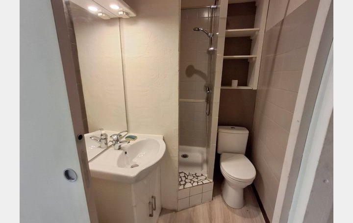 1 Pièce LES VANS (07140)  29 m2 77 000 € 
