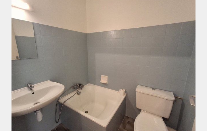 2 Pièces LES VANS (07140)  37 m2 90 000 € 