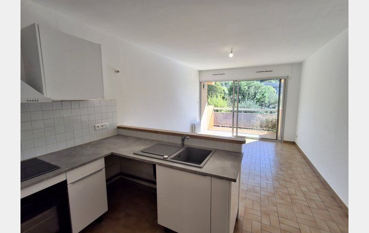 2 Pièces LES VANS (07140)  37 m2 90 000 € 