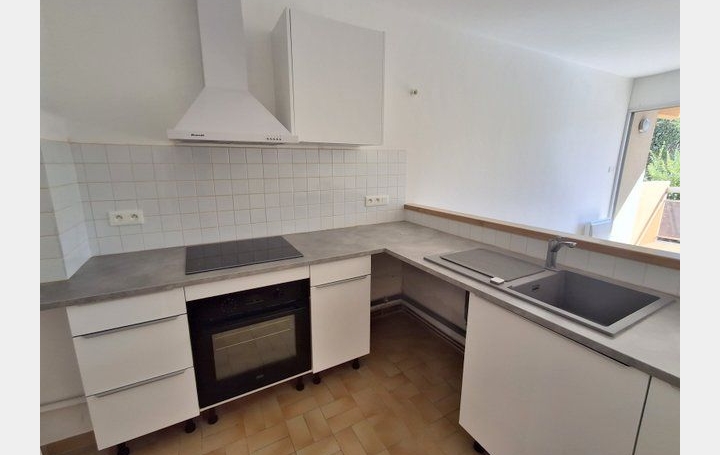 2 Pièces LES VANS (07140)  37 m2 90 000 € 