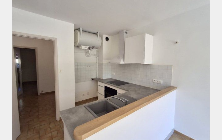 2 Pièces LES VANS (07140)  37 m2 90 000 € 