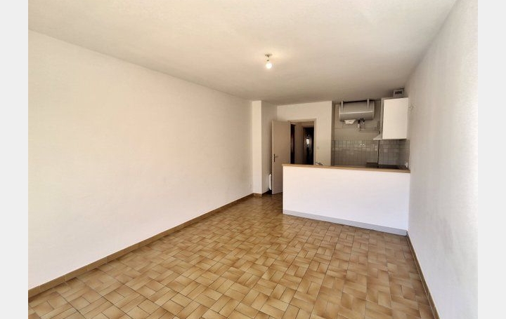 2 Pièces LES VANS (07140)  37 m2 90 000 € 