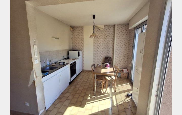 2 Pièces LES VANS (07140)  48 m2 117 000 € 