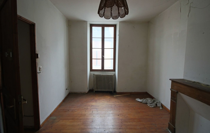 Maison PUY-L'EVEQUE (46700)  187 m2 59 950 € 