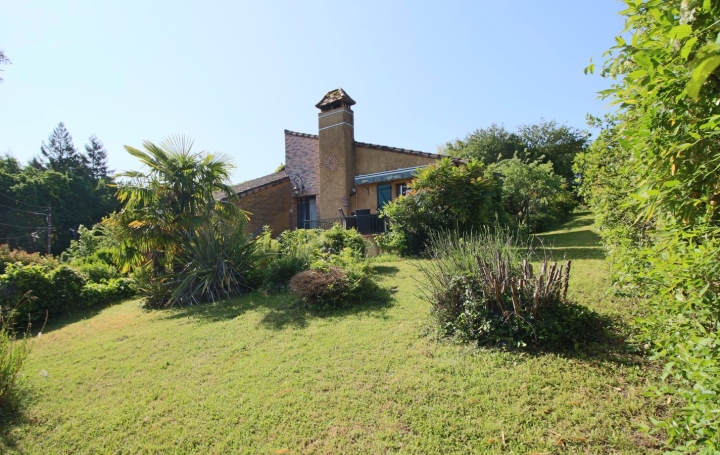 Maison PUY-L'EVEQUE (46700)  70 m2 137 000 € 