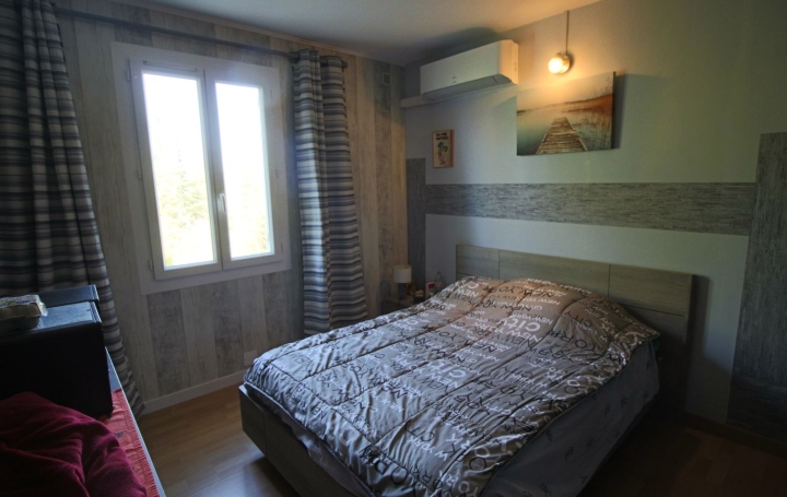 Maison SAUZET (46140)  140 m2 220 500 € 