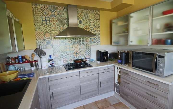 Maison SAUZET (46140)  140 m2 220 500 € 