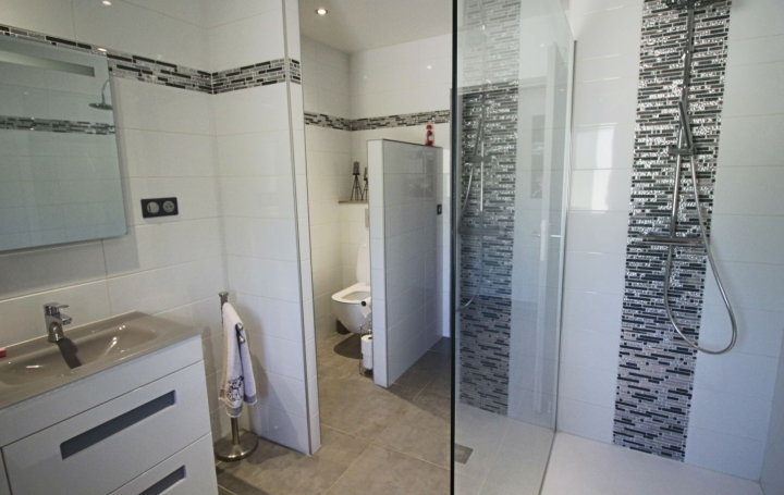 Maison CAHORS (46000)  140 m2 420 000 € 