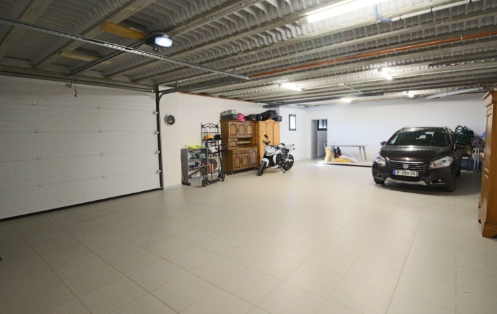 Maison CAHORS (46000)  140 m2 420 000 € 