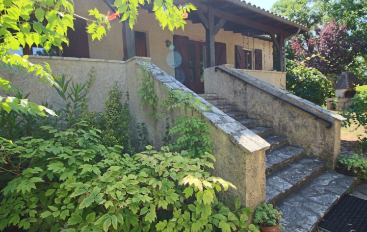 Maison PUY-L'EVEQUE (46700)  130 m2 218 400 € 