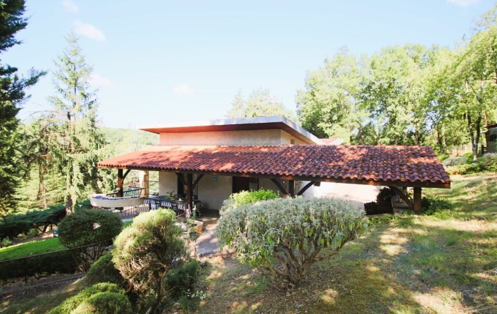 Maison MONTAYRAL (47500)  125 m2 215 000 € 