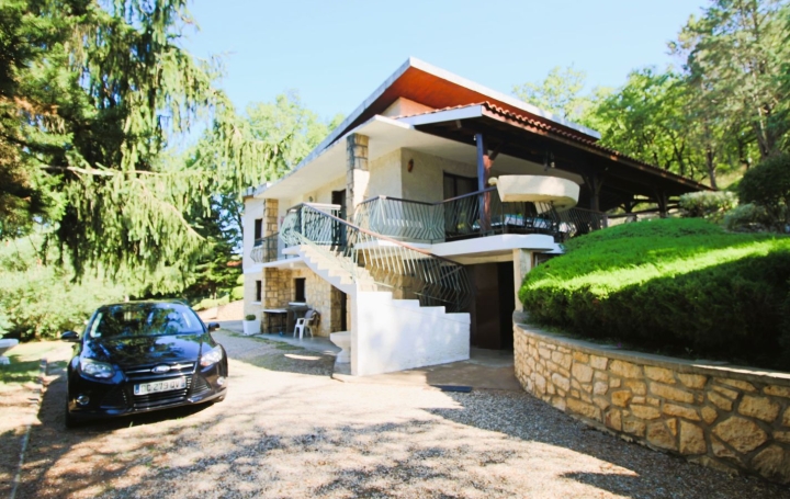 Maison MONTAYRAL (47500)  125 m2 215 000 € 