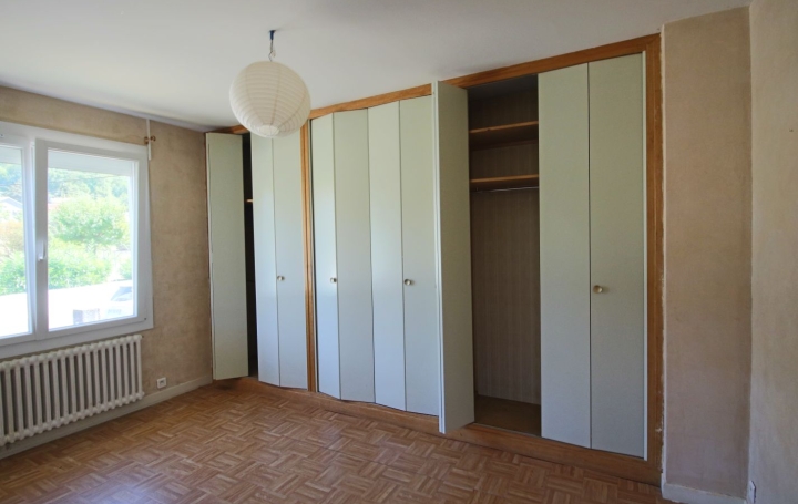 Maison PUY-L'EVEQUE (46700)  178 m2 179 000 € 