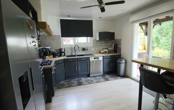 Maison PUY-L'EVEQUE (46700)  190 m2 252 000 € 