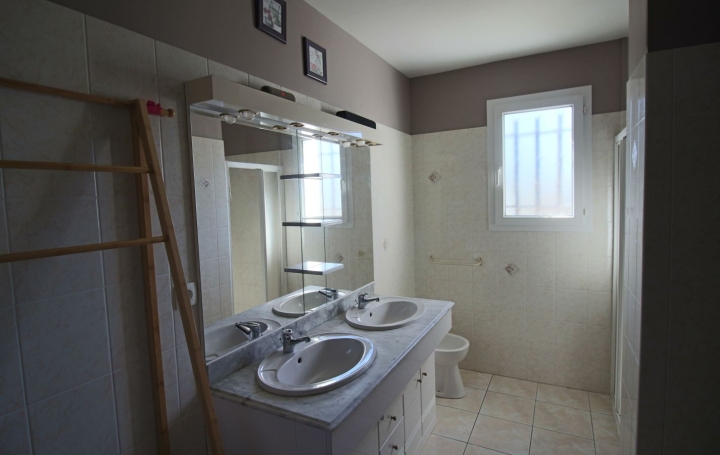 Maison PUY-L'EVEQUE (46700)  136 m2 246 750 € 