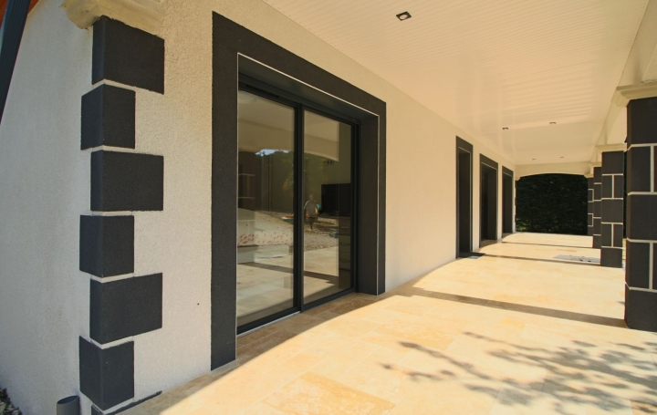 Maison FUMEL (47500)  120 m2 246 750 € 