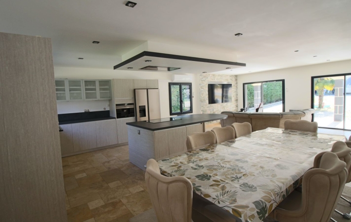 Maison FUMEL (47500)  120 m2 246 750 € 